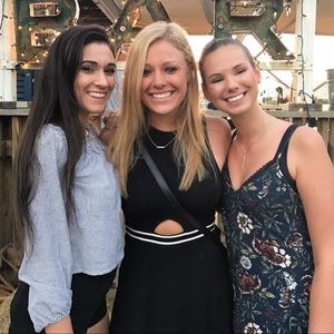 Black dress in the middle!